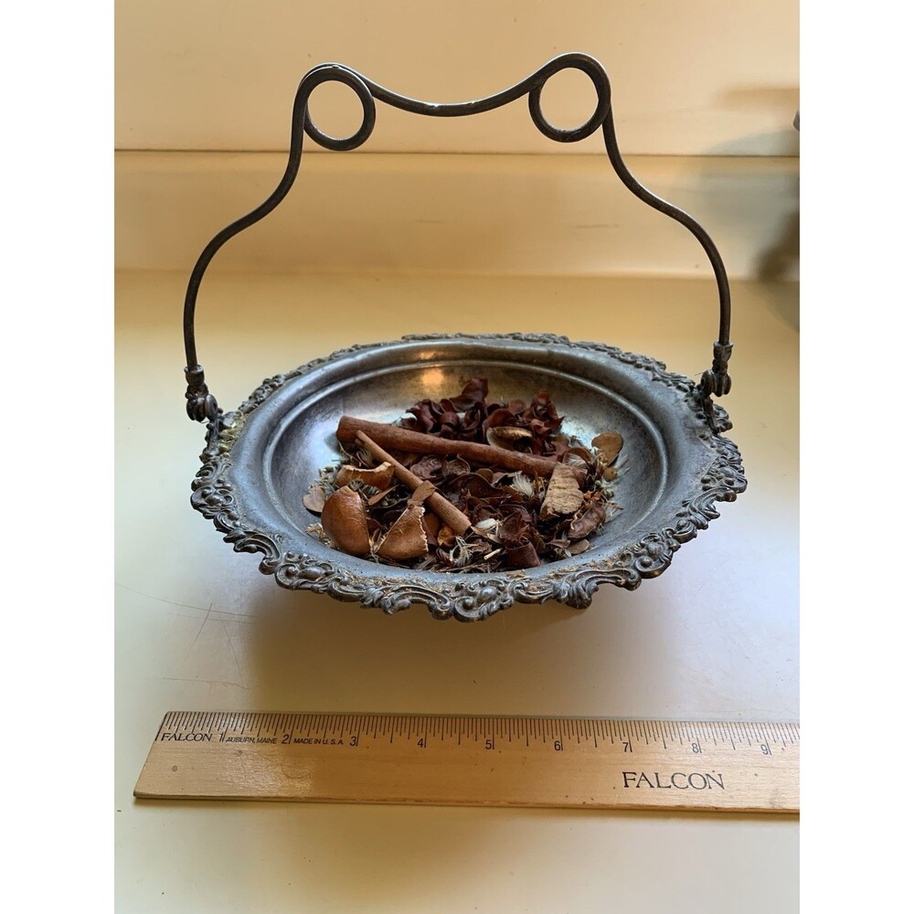 Forbes Silver Co. Quadruple Silver Plated Decorative Serving Vessel with Handle